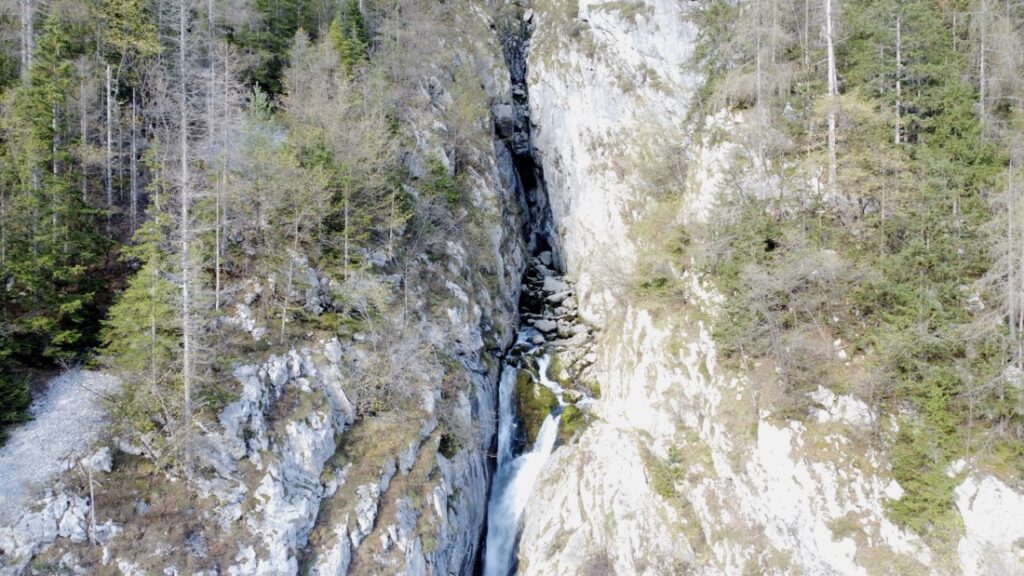 La sorgente del fiume Isonzo in Slovenia 